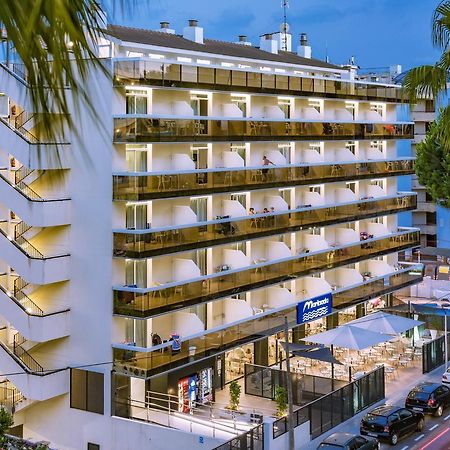 Aparthotel Marinada Salou Esterno foto