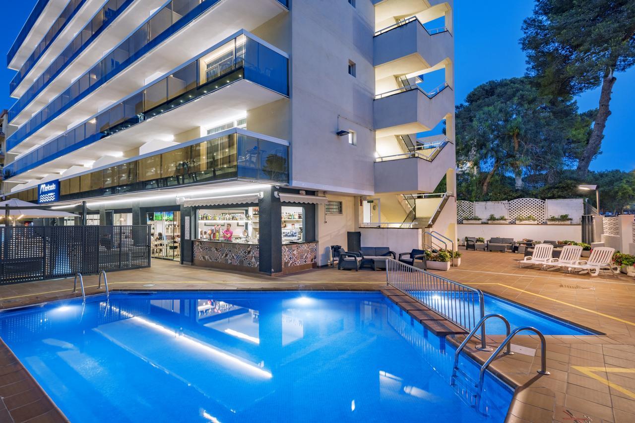 Aparthotel Marinada Salou Esterno foto